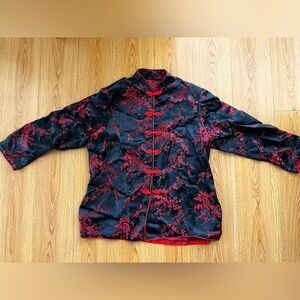 Vintage black and red Chinese jacket. Size medium.